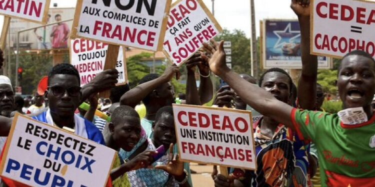 Le Mali, le Burkina Faso et le Niger se retirent de la CEDEAO