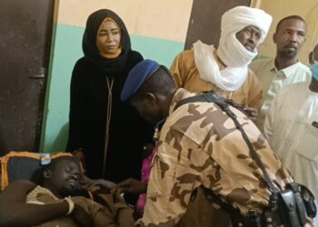 Abéché: La CNT Khalié Sakhaïroun Ahmat visite les blessés de l&rsquo;accident survenu à Adjadjé