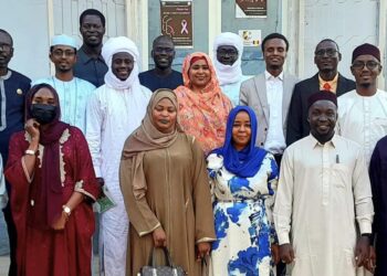 L&rsquo;Association Future Team Tchad présente le « Trophée des Lycéens » aux membres du CNT