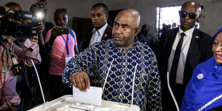 Élections aux Comores : Azali Assoumani en quête d&rsquo;un quatrième mandat