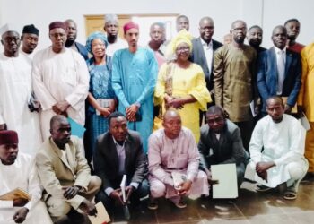 Tchad: La ministre de l&rsquo;énergie prend contact avec son personnel 