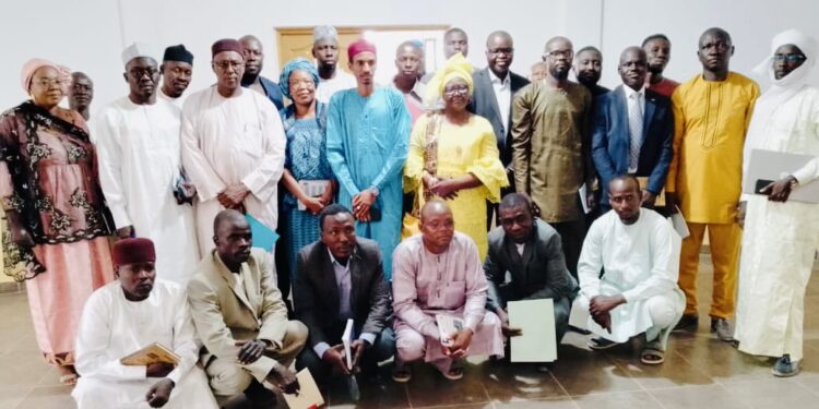 Tchad: La ministre de l&rsquo;énergie prend contact avec son personnel 