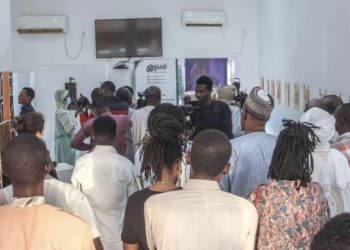 Tchad : L&rsquo;artiste peintre Abdelkader Badaouï honoré à travers une exposition