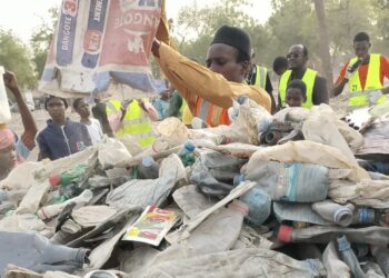 Recyclage du plastique au Tchad : Ingéniosité et défis
