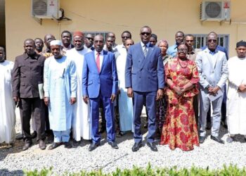 Énergie : Le premier ministre, Dr Succès Masra en visite à la SNE pour s&rsquo;imprégner des réalités du secteur d&rsquo;énergies