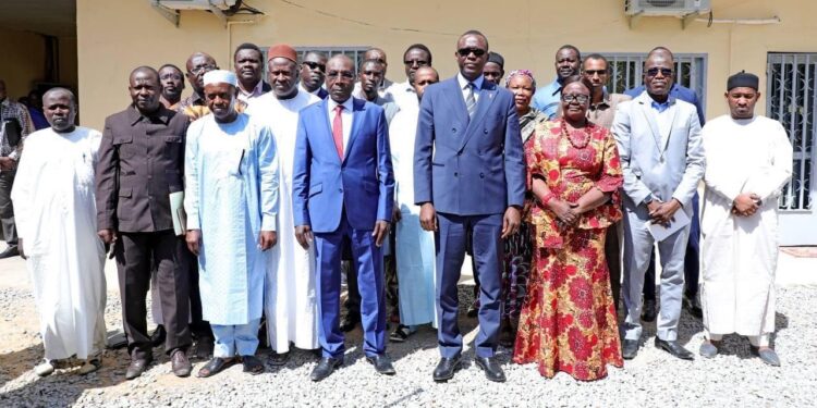 Énergie : Le premier ministre, Dr Succès Masra en visite à la SNE pour s&rsquo;imprégner des réalités du secteur d&rsquo;énergies