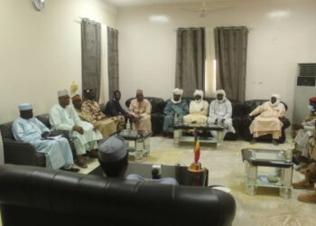 Kanem : La prévention des incendies sur les marchés au centre d&rsquo;une réunion autour du Gouverneur.