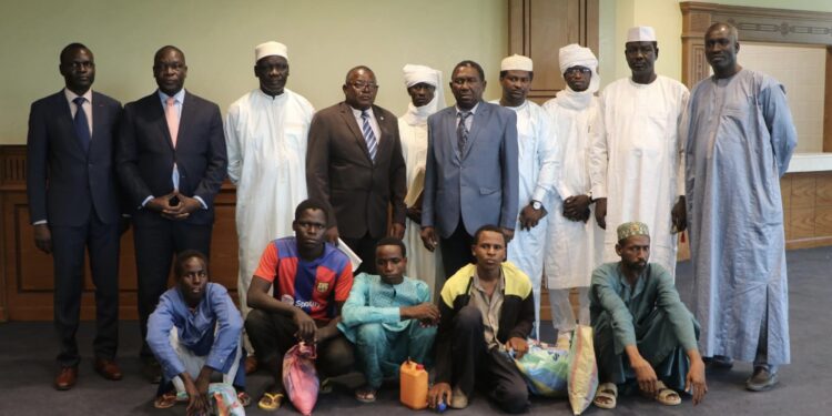 Tchad: 5 otages camerounais libérés sur le sol Tchadien remis à leur ambassade sis à N’djamena