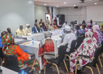 Tchad : La participation des femmes dans les instances de prise de décision au centre d&rsquo;un échange entre la ministre de la femme et les responsables des partis politiques