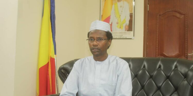 Kanem : Le Gouverneur réunit les délégués pour une rentrée scolaire réussie et une collaboration accrue avec les ONG