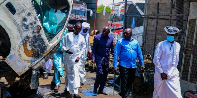 Tchad: Le ministère des transports compatit avec l&rsquo;Agence Abou Hamama dont quelques bus sont incendiés