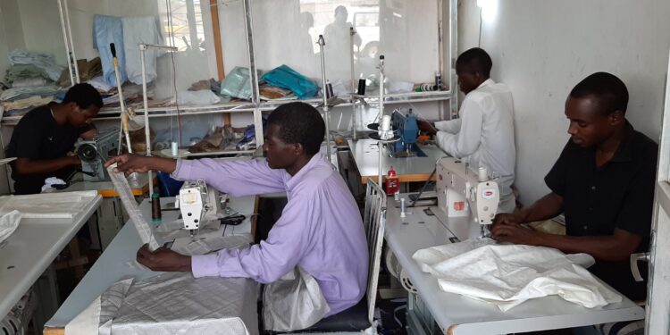 Ndjamena: entre retard de livraison et pantalons trop serrés, la tension monte chez les tailleurs