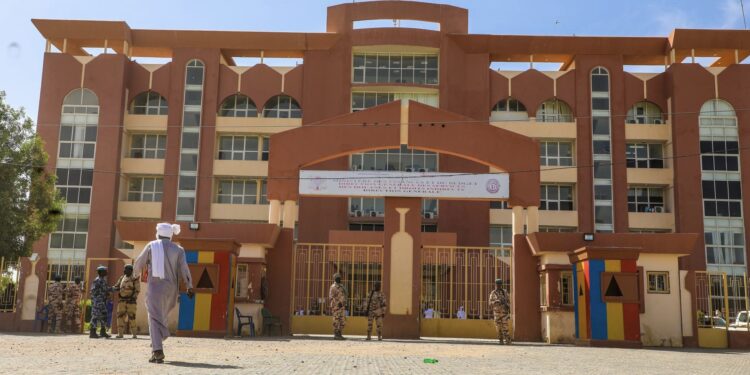 Tchad: fausse annonce de vente aux enchères de véhicules, la Direction Général des Douanes et Droits Indirects met en garde contre la tromperie en ligne