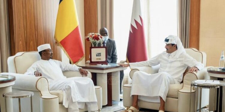 Tchad : L’Émir du Qatar félicite le président élu MIDI pour sa victoire électorale.