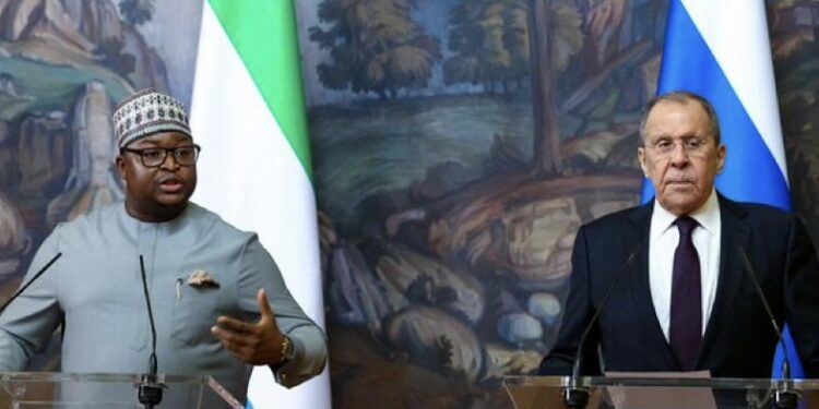 Sierra Leone : la Russie promet une ambassade et une centrale nucléaire
