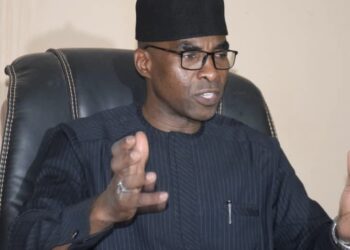 Tchad: Le ministre de la Sécurité appelle les forces de l&rsquo;ordre à prendre leurs dispositions pour sécuriser les personnes et leurs biens