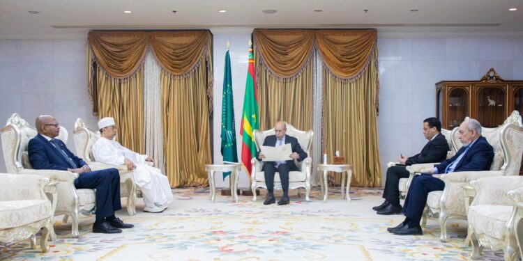 Le chef de la diplomatie tchadienne reçu par le Président Mauritanien