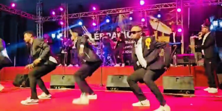 Tchad: Werrason met le feu sur scène lors des 2 concerts de réjouissance de l&rsquo;investiture de MIDI