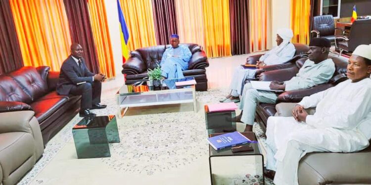 Tchad : Le Médiateur de la République reçoit l&rsquo;activiste Ahmat Haroun Larry