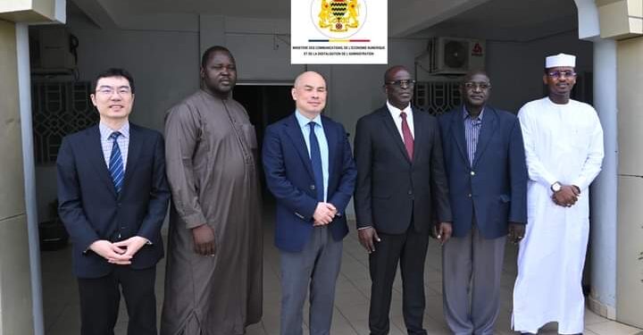 Tchad : Le Ministre des communications échange avec l&rsquo;ambassadeur de Chine au Tchad