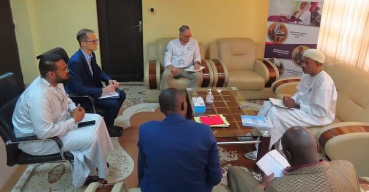 Tchad: le ministre de la Santé Publique reçoit le chef de bureau de l’agence Hungary Helps