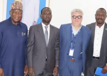 Tchad: Rencontre entre le Ministre de l&rsquo;Environnement, de la Pêche et du Développement Durable et le Représentant Résident du PNUD
