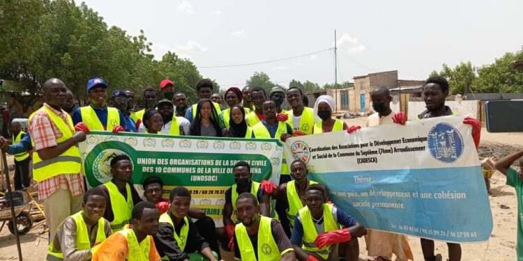 N&rsquo;djamena: La commune du 7eme et la CADESCA unissent leurs forces pour lutter contre les inondations.