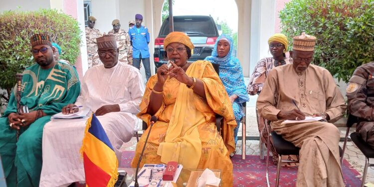 N&rsquo;djamena: La Déléguée Générale du Gouvernement échange avec les délégués de quartiers.