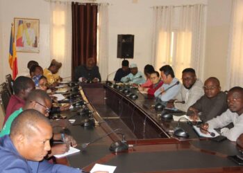 N&rsquo;Djaména: réunion entre le Ministre de l&rsquo;Aménagement du Territoire et les Associations de Jeunes du 9e Arrondissement