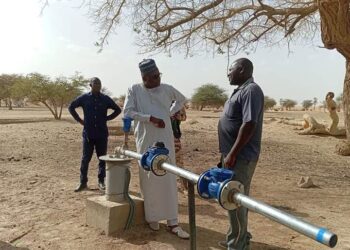 Wadi Fira: Le ministre de L&rsquo;eau et de l&rsquo;énergie visite quelques ouvrages hydrauliques et énergétique.