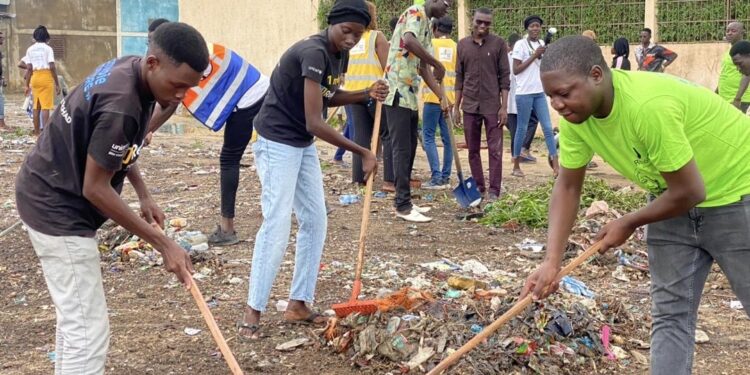 Tchad : La communauté U-Reporte célèbre la journée « Mandela Day » par la plantation d&rsquo;arbres.