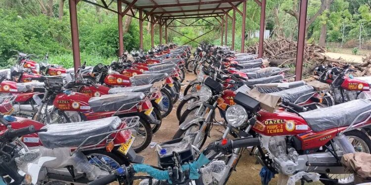 Tchad: Le Ministère de l&rsquo;élevage et des productions animales reçoit 120 motocyclettes