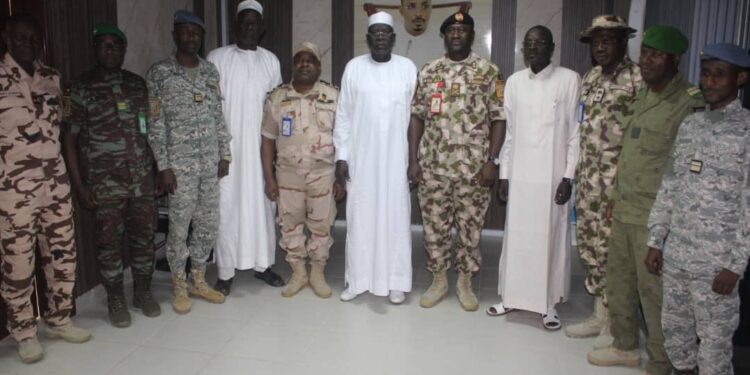 Tchad : Le Commandant de la FMM visite le nouveau ministre de la Défense tchadien et souhaite un soutien renforcé