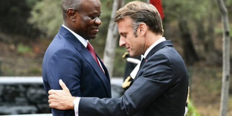 Gabon : le projet de constitution prône un régime présidentiel