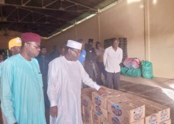 Moyen_Chari : Le gouvernement assiste les sinistrés. #Tchad