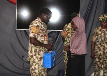 Cameroun/Nigeria: la MNJTF rend hommage aux soldats tombés et soutient leurs familles