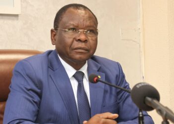 Tchad: le premier ministre dirige une réunion stratégique pour faire face aux inondations.