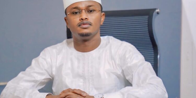 Portrait : À seulement 31 ans, Hassan Bakhit Djamous Juriste-fiscaliste devient le plus jeune Ministre de l’histoire de la République du Tchad