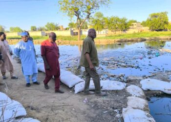 N&rsquo;djamena : Le Ministre de l&rsquo;urbanisme inspecte les travaux d&rsquo;urgence contre les inondations