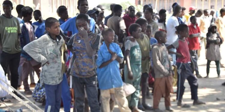 Tchad : 1346 mendiants étrangers arrêtés et gardés dans un site en attendant leur transfert.