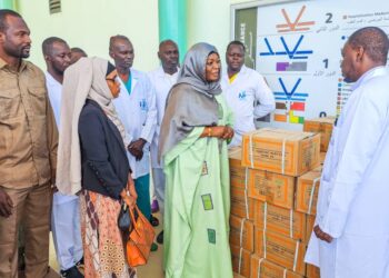 Tchad : La SGA à la présidence offre des médicaments aux soldats blessés au front