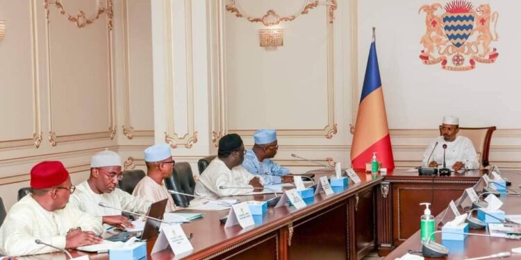 Tchad : Mahamat Idriss Déby Itno s&rsquo;attaque aux défis de l&rsquo;eau et de l&rsquo;énergie.