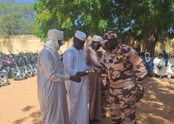 Sila : Remise de trois ambulances à la délégation sanitaire et de 100 motos tricycles aux forces de défense et de sécurité