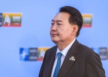 Corée du Sud : le président de la République menacé de destitution et lâché par son propre parti