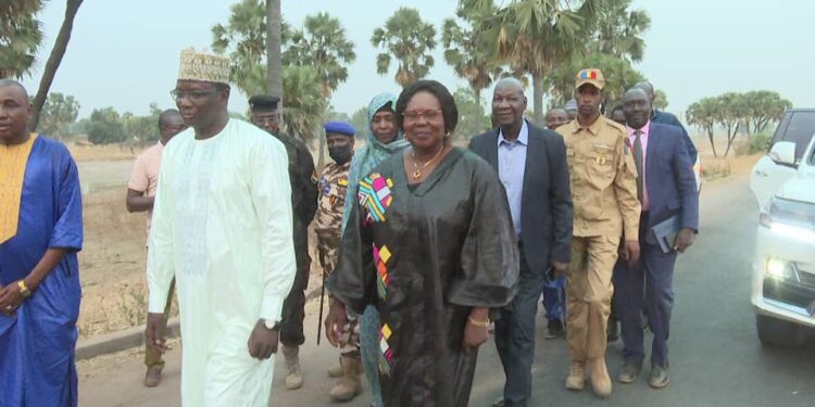 Logone Oriental : La Secrétaire d&rsquo;État à l&rsquo;Enseignement supérieur accueillie à Doba