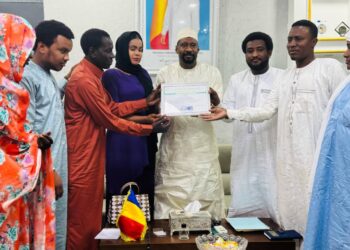 Tchad : Le ministre de la Sécurité Honoré par une Attestation de Reconnaissance