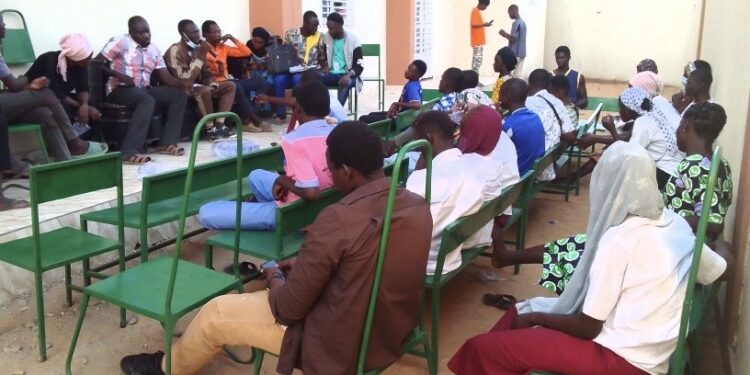 Sarh : Le comité d&rsquo;organisation de la compétition inter-établissements échange avec les élèves