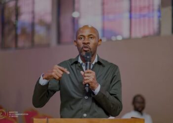 RDC : Patrick Muyaya appelle à un engagement féminin accru dans l&rsquo;entrepreneuriat à Kinshasa