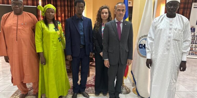Tchad : Le ministre de la Justice rencontre le chef de la délégation du CICR pour renforcer la coopération en matière de droits humains