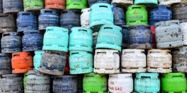 Tchad : 10.000 bouteilles de gaz saisies, réintroduites dans les foyers par l&rsquo; ARSAT.
